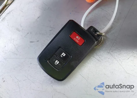 2017 Toyota Tacoma Trd Off Road z USA, uszkodzony, nr VIN 3TMAZ5CN4HM038824